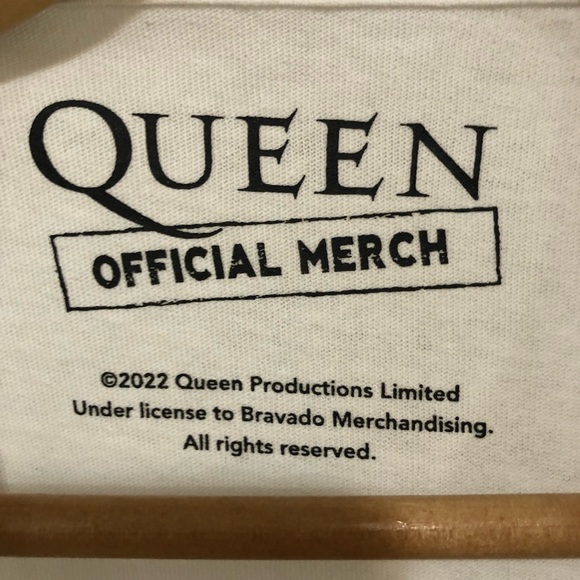 Jack Jones Queen tee. Excellent used condition. XXL. - Picture 4 of 6